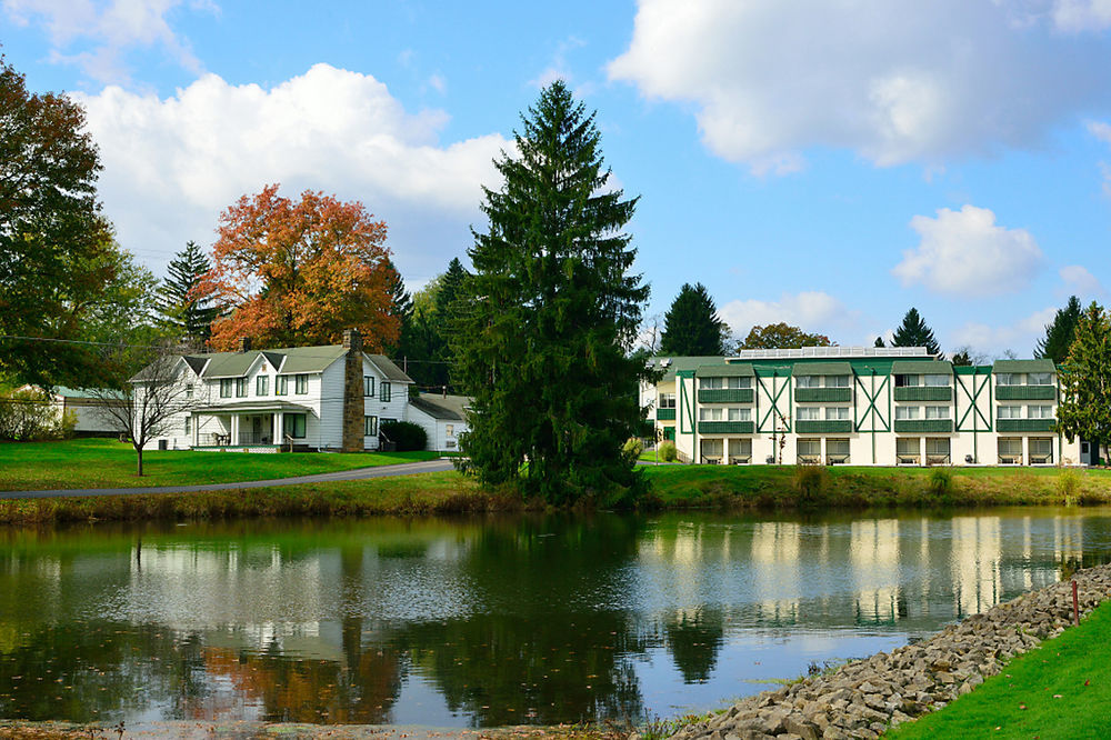 Conley Resort Бътлър Екстериор снимка
